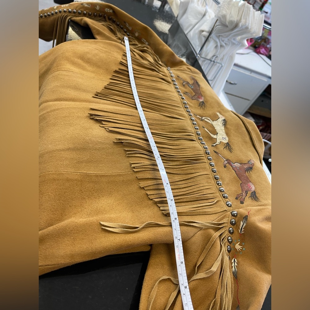 Women's Western Tan Suede Jacket with Horse Motif - Picture 8 of 11